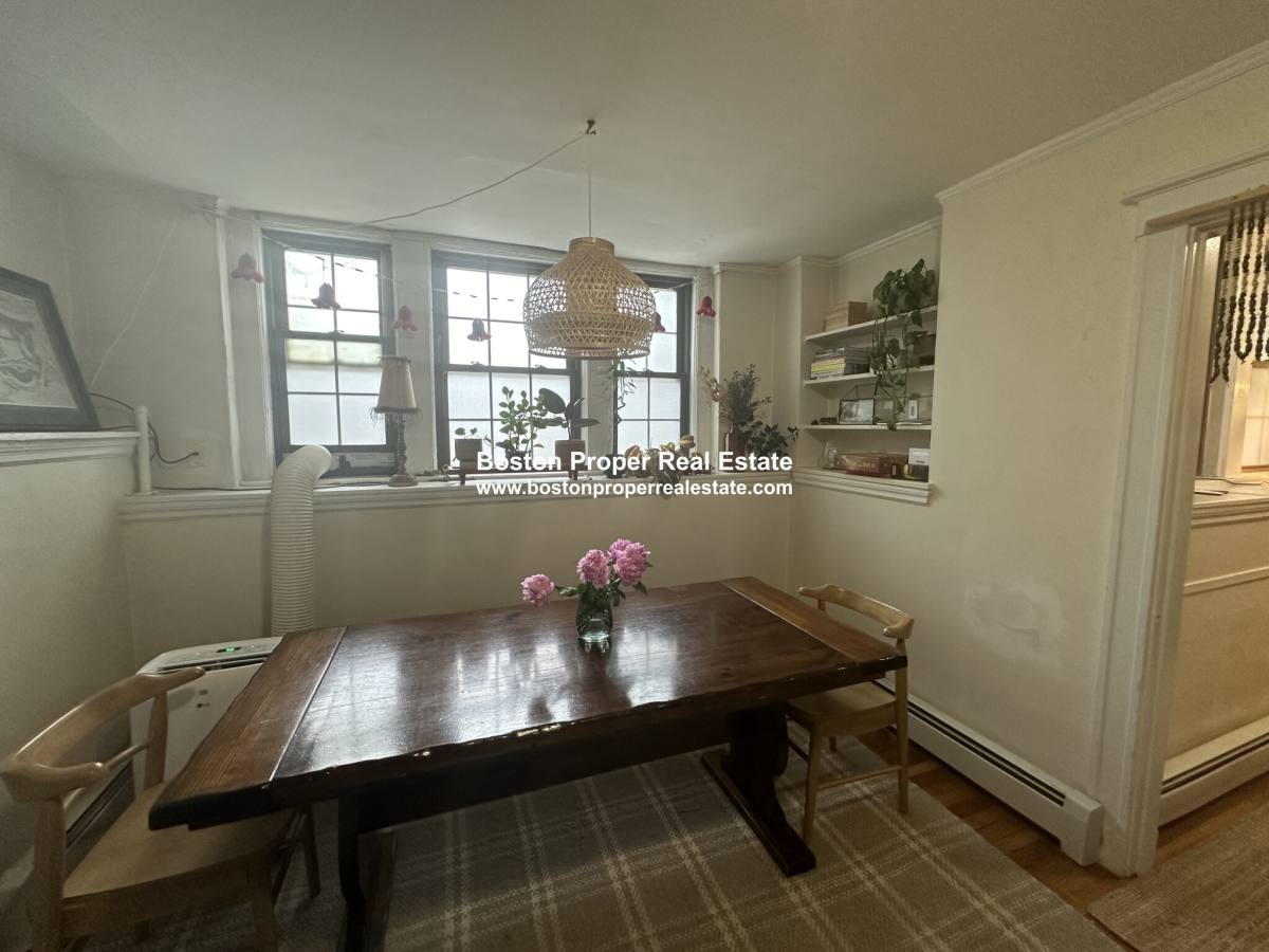 Apartment for rent at 100 Madison Ave #9, Newtonville, MA 02460