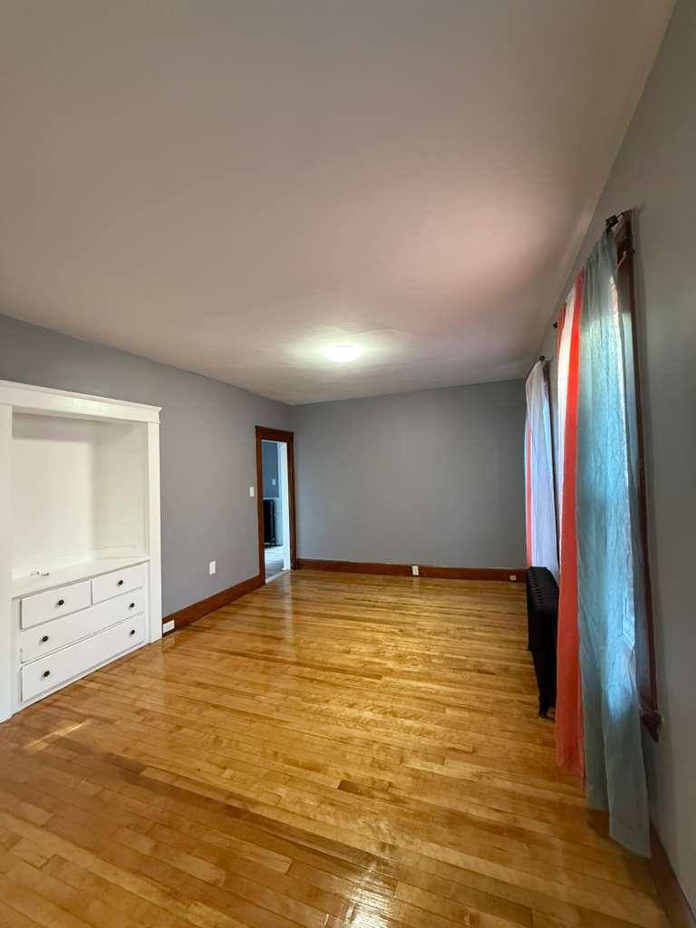 Apartment for rent at 118-120 Ashburnham Hill R #1, Fitchburg, MA 01420