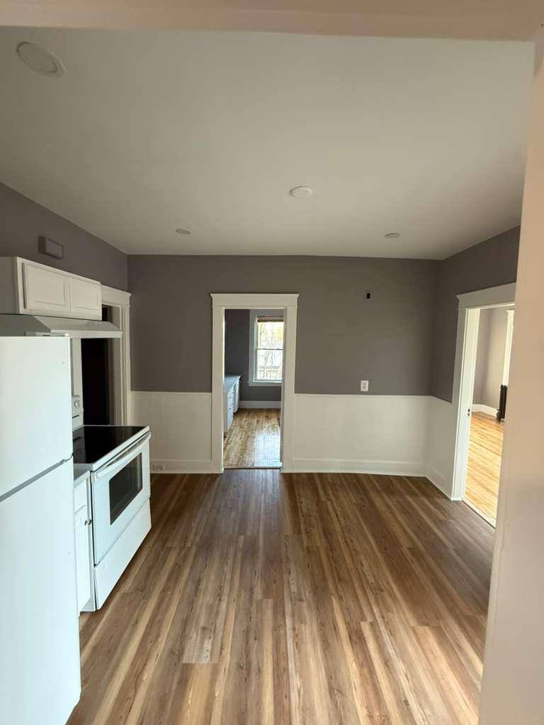 Apartment for rent at 118-120 Ashburnham Hill R #1, Fitchburg, MA 01420