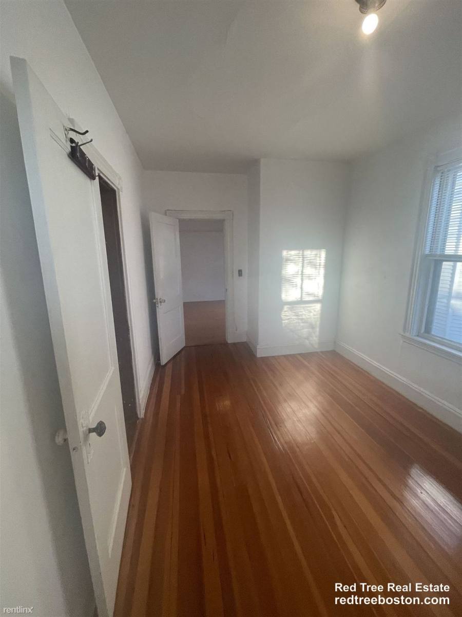 Apartment for rent at 292 Summit Ave #3, Brighton, MA 02135