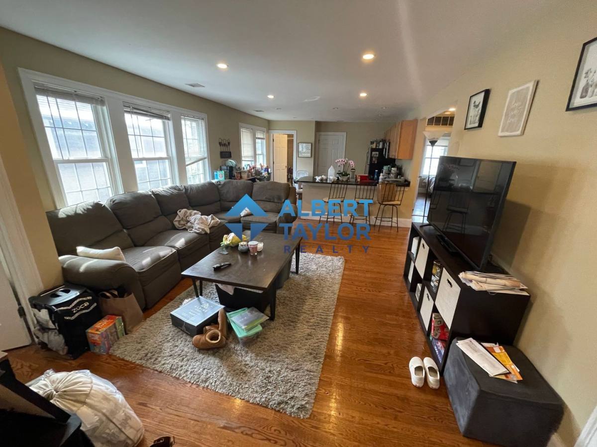 Apartment for rent at 9 Hathaway St #2, Jamaica Plain, MA 02130
