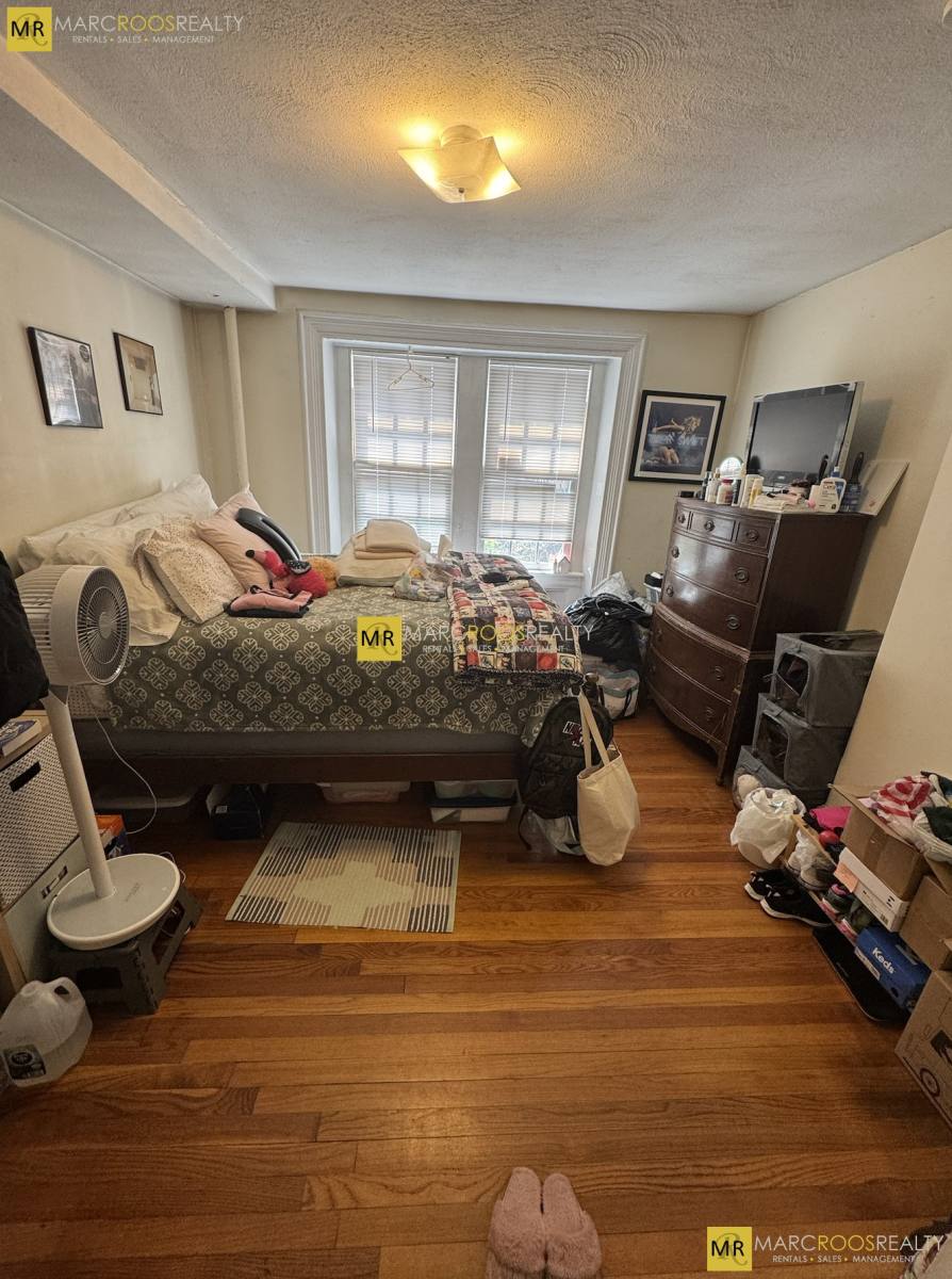 Apartment for rent at 15 Joy St #1, Boston, MA 02114