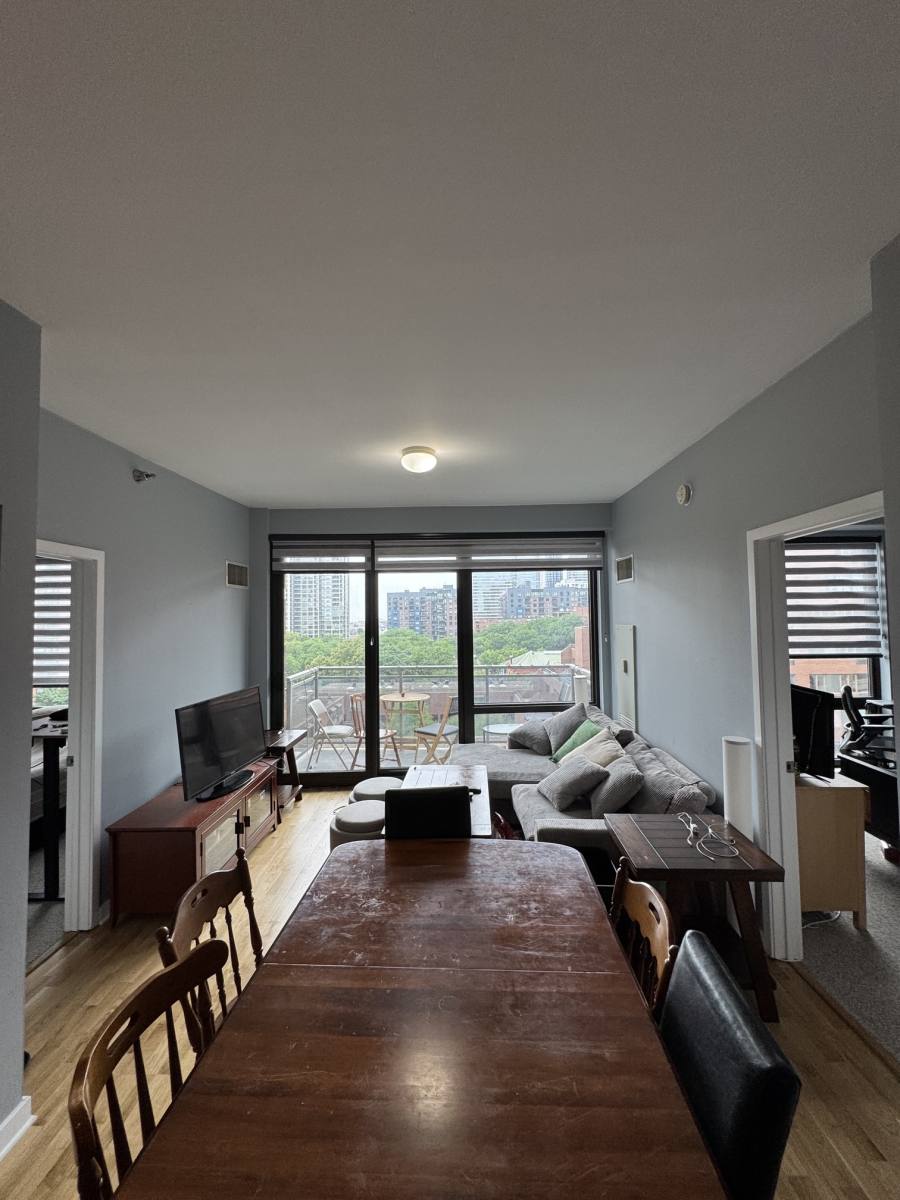 Apartment for rent at 1 E 8th St #605, Chicago, IL 60605