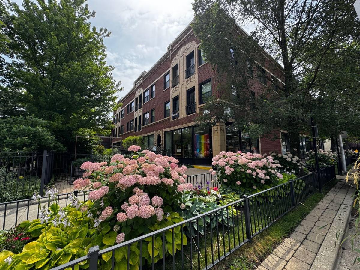 Apartment for rent at 1439-47 W Jarvis Ave 7359-65 N Greenview, Chicago, IL 60626
