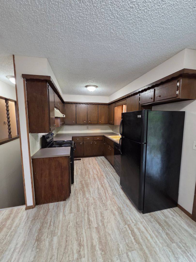 House for rent at 3009 S Gordon Ave, Wichita, KS 67217