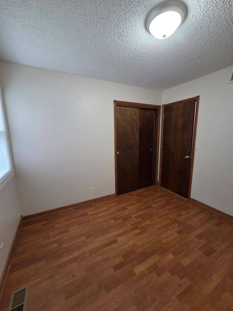 House for rent at 3009 S Gordon Ave, Wichita, KS 67217