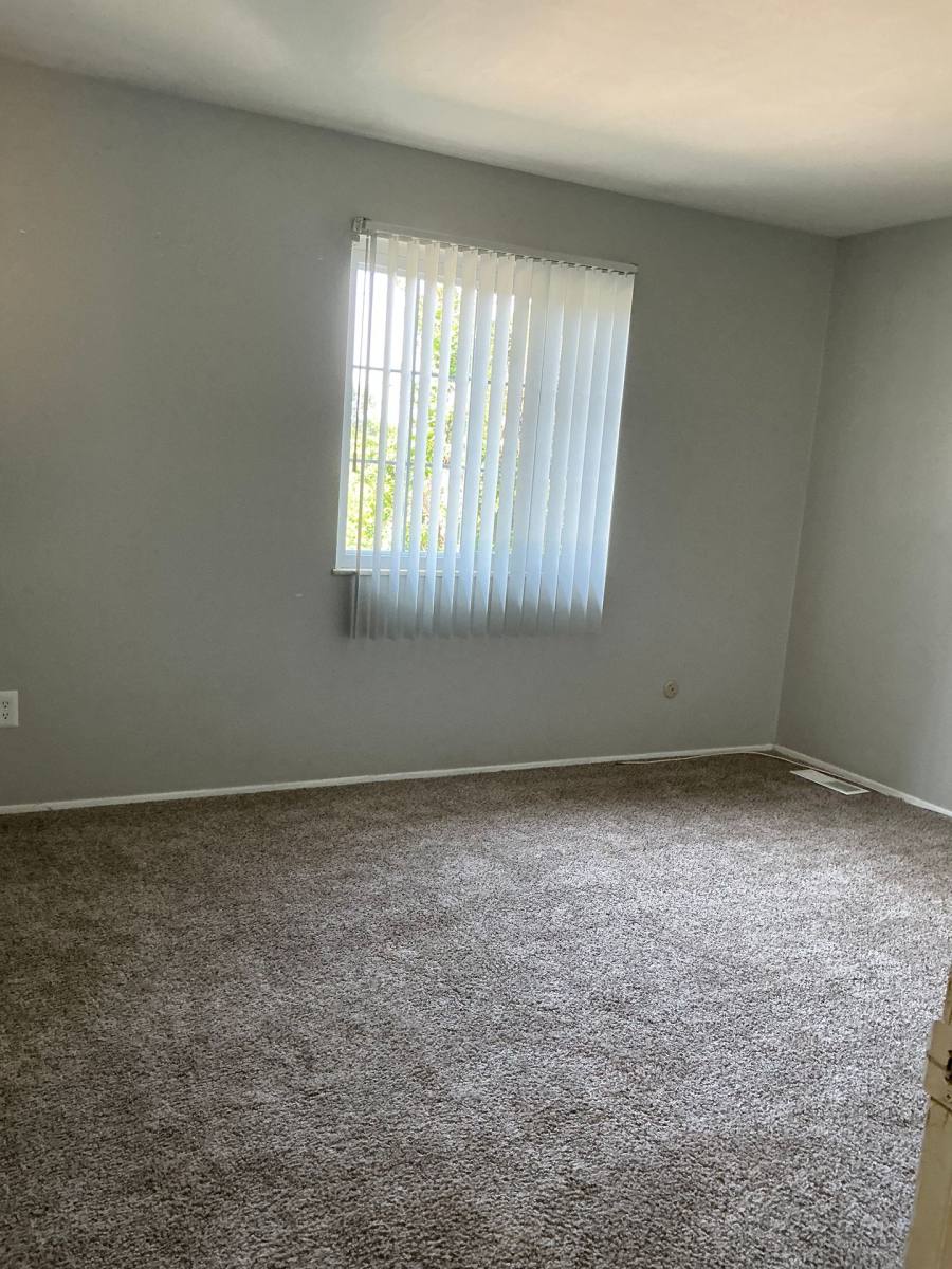 Apartment for rent at 8507-B Tally Ho Dr, Hazelwood, MO 63042