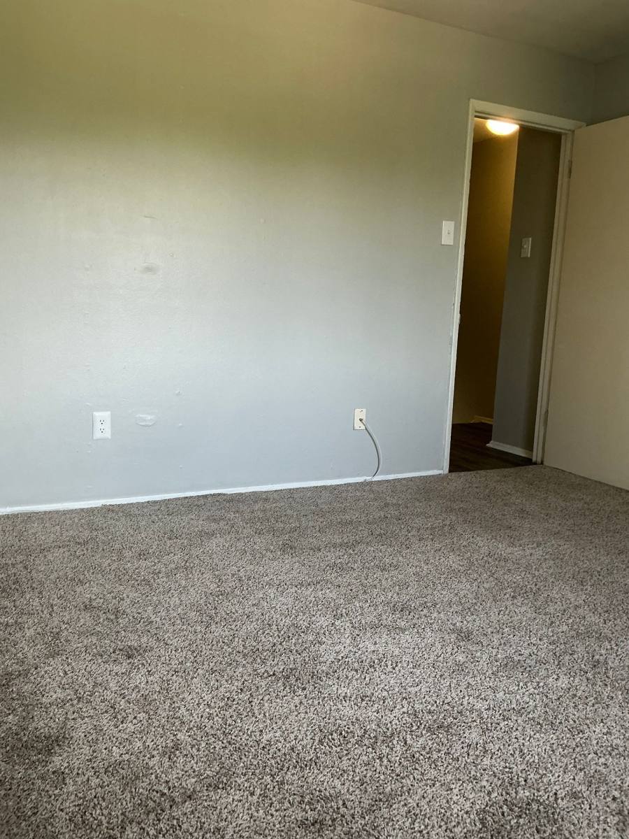 Apartment for rent at 8507-B Tally Ho Dr, Hazelwood, MO 63042