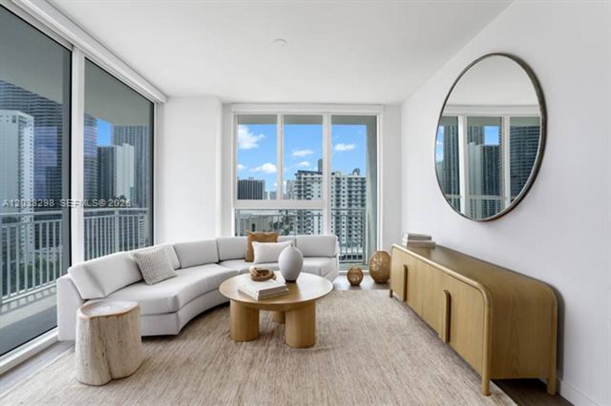 Apartment for rent at 2000 Biscayne Blvd, Miami, FL 33137
