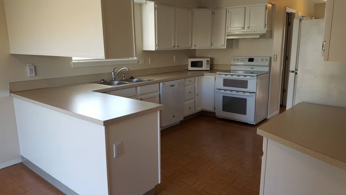 Apartment for rent at 2224 W 13th Ave, Kennewick, WA 99336