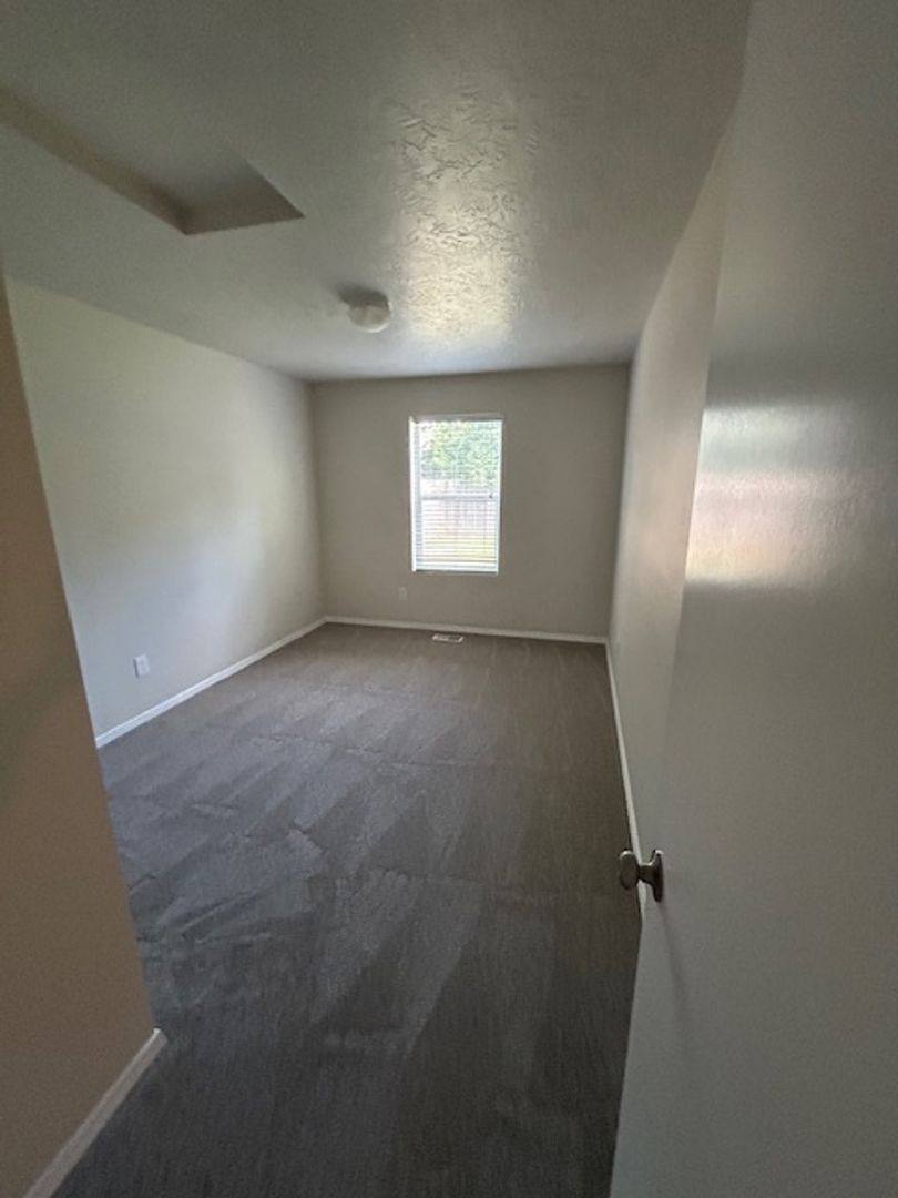 House for rent at 121 E Havasupai, Meridian, ID 83646