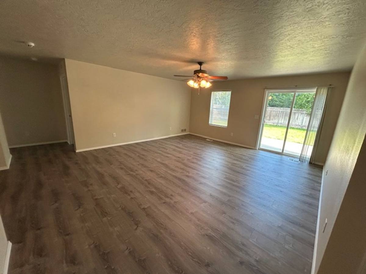 House for rent at 121 E Havasupai, Meridian, ID 83646