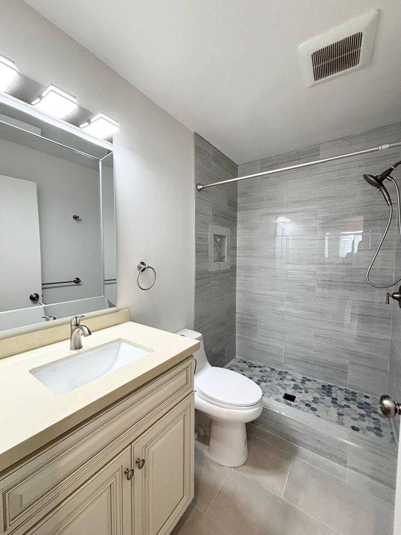 Townhouse for rent at 1636 W Pine Ave, Lompoc, CA 93436