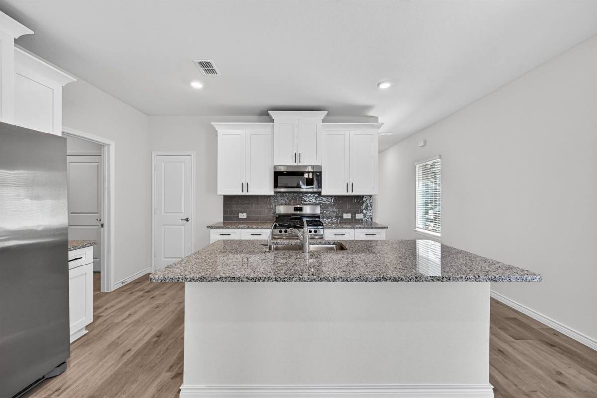 House for rent at 825 Apeldoorn Trail, Little Elm, TX 75068