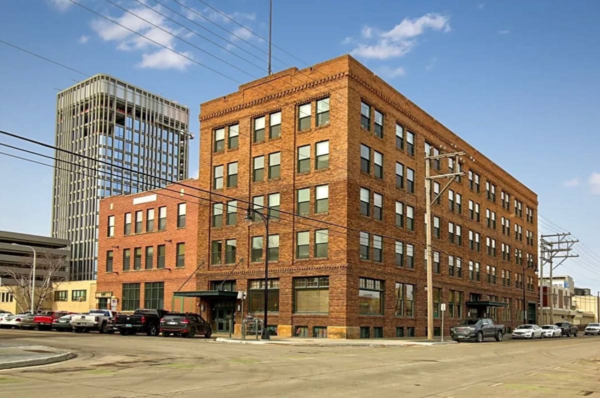 Apartment for rent at 374 5th St N, Fargo, ND 58102