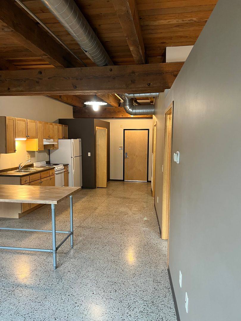 Apartment for rent at 374 5th St N, Fargo, ND 58102