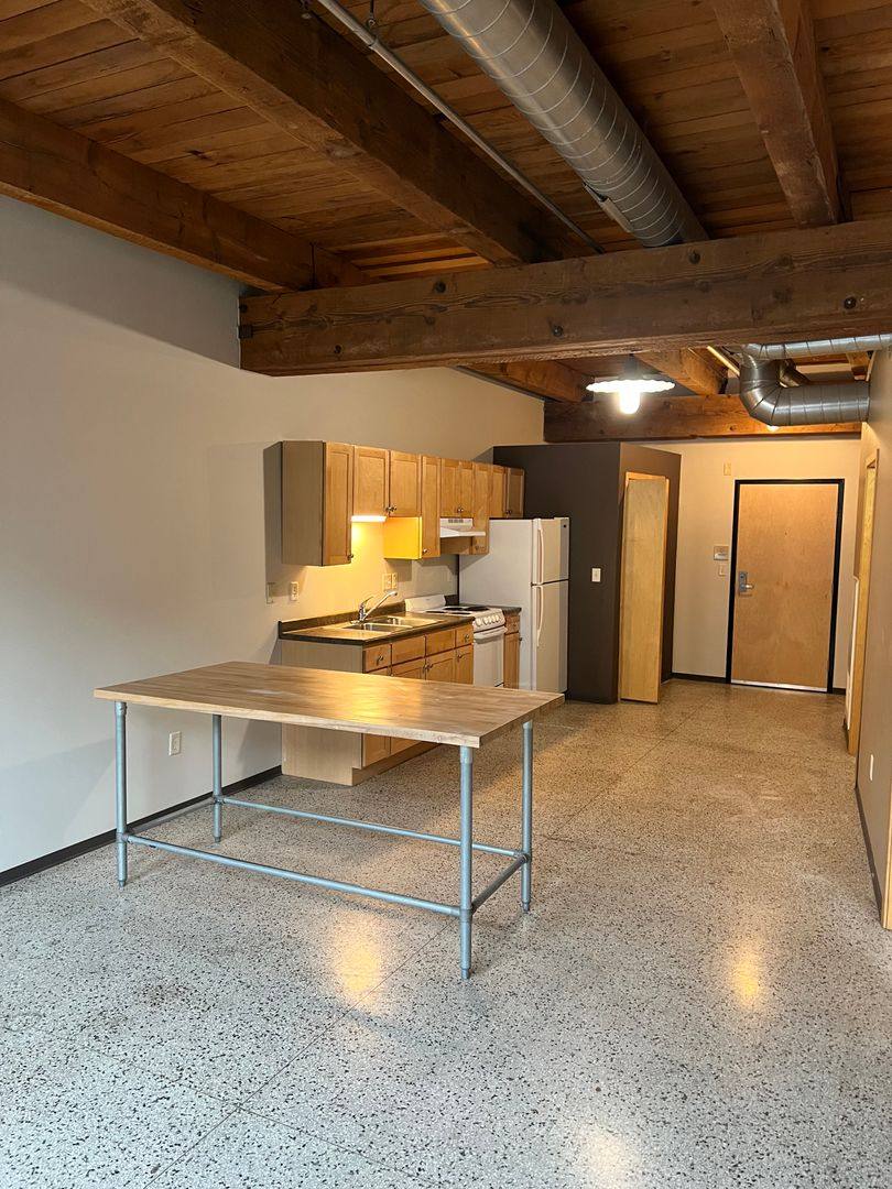 Apartment for rent at 374 5th St N, Fargo, ND 58102