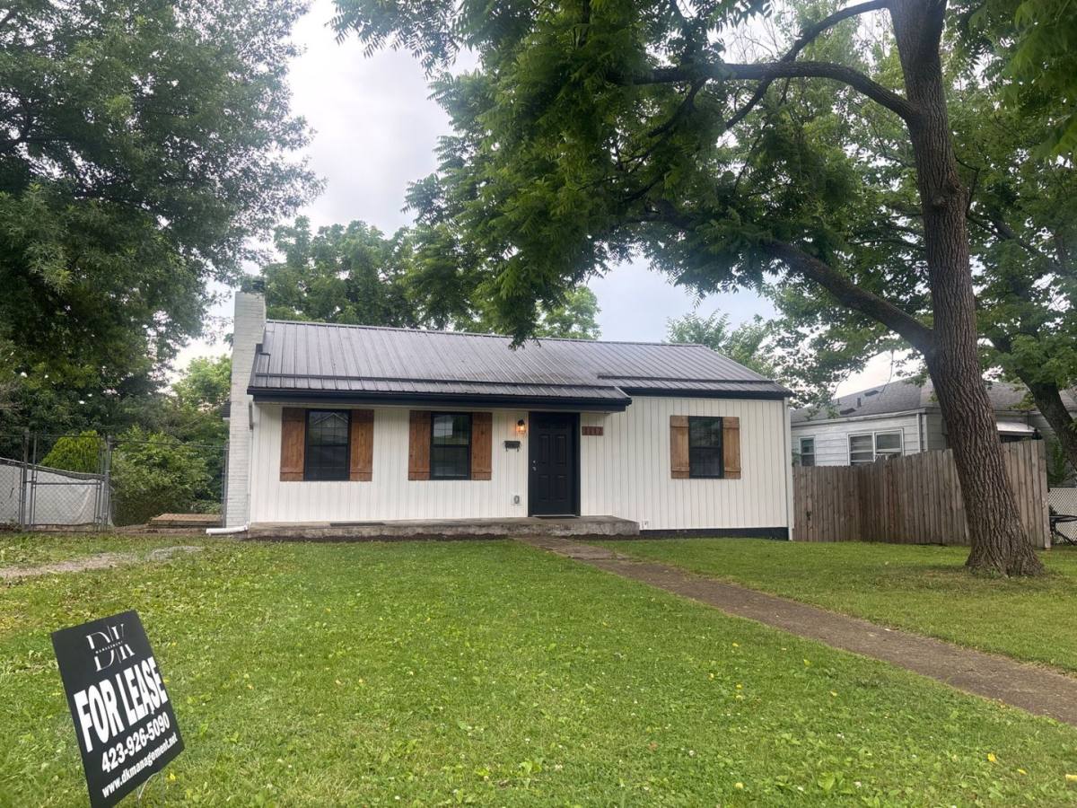 House for rent at 1112 E Holston Ave, Johnson City, TN 37601