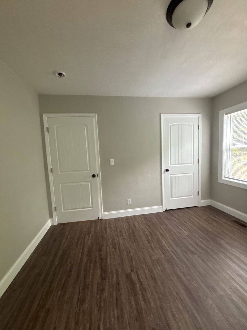 House for rent at 1112 E Holston Ave, Johnson City, TN 37601
