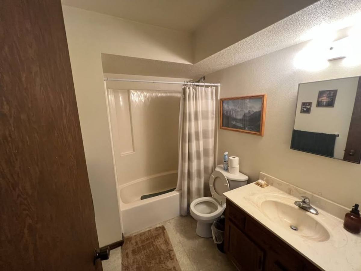 Apartment for rent at 1026 Menomonie St, Eau Claire, WI 54703