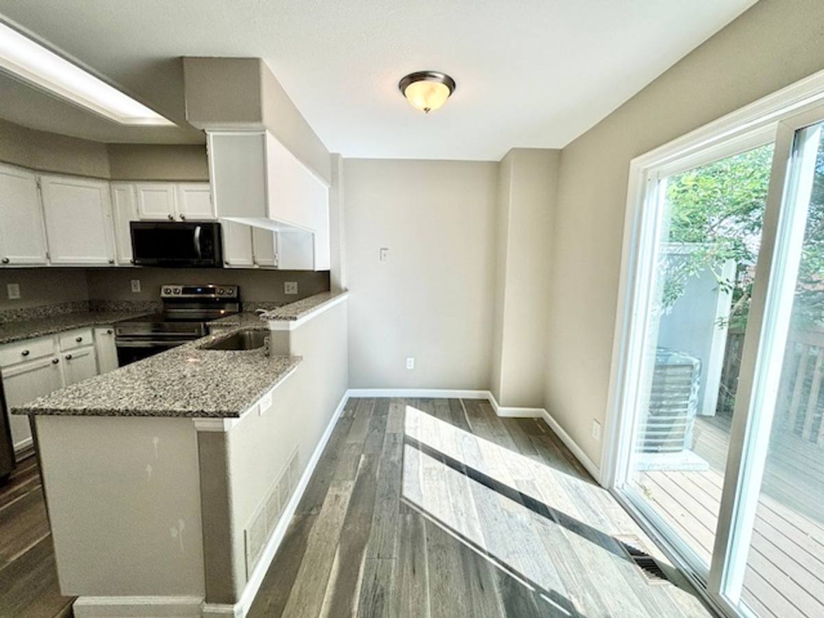 Apartment for rent at 1044 S Paris Court, Aurora, CO 80012