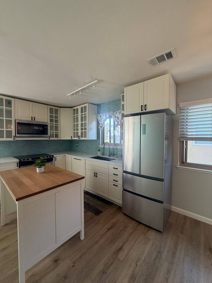 Apartment for rent at 1405 45th Ave #4, Capitola, CA 95010
