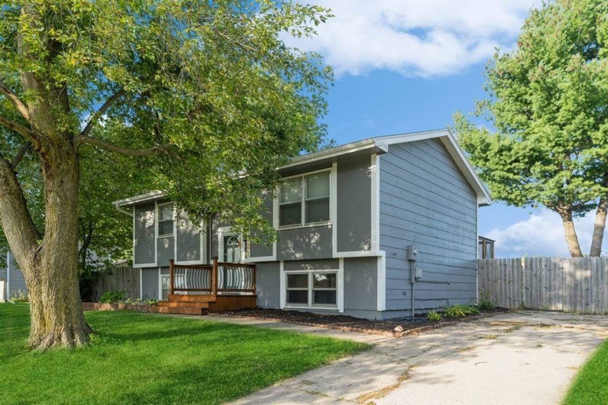 House for rent at 1021 Aspen Dr, Norwalk, IA 50211