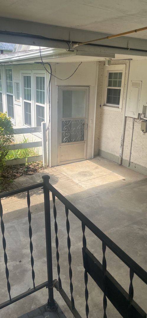 Apartment for rent at 1954 Chestnut Ave, Buena Vista, VA 24416