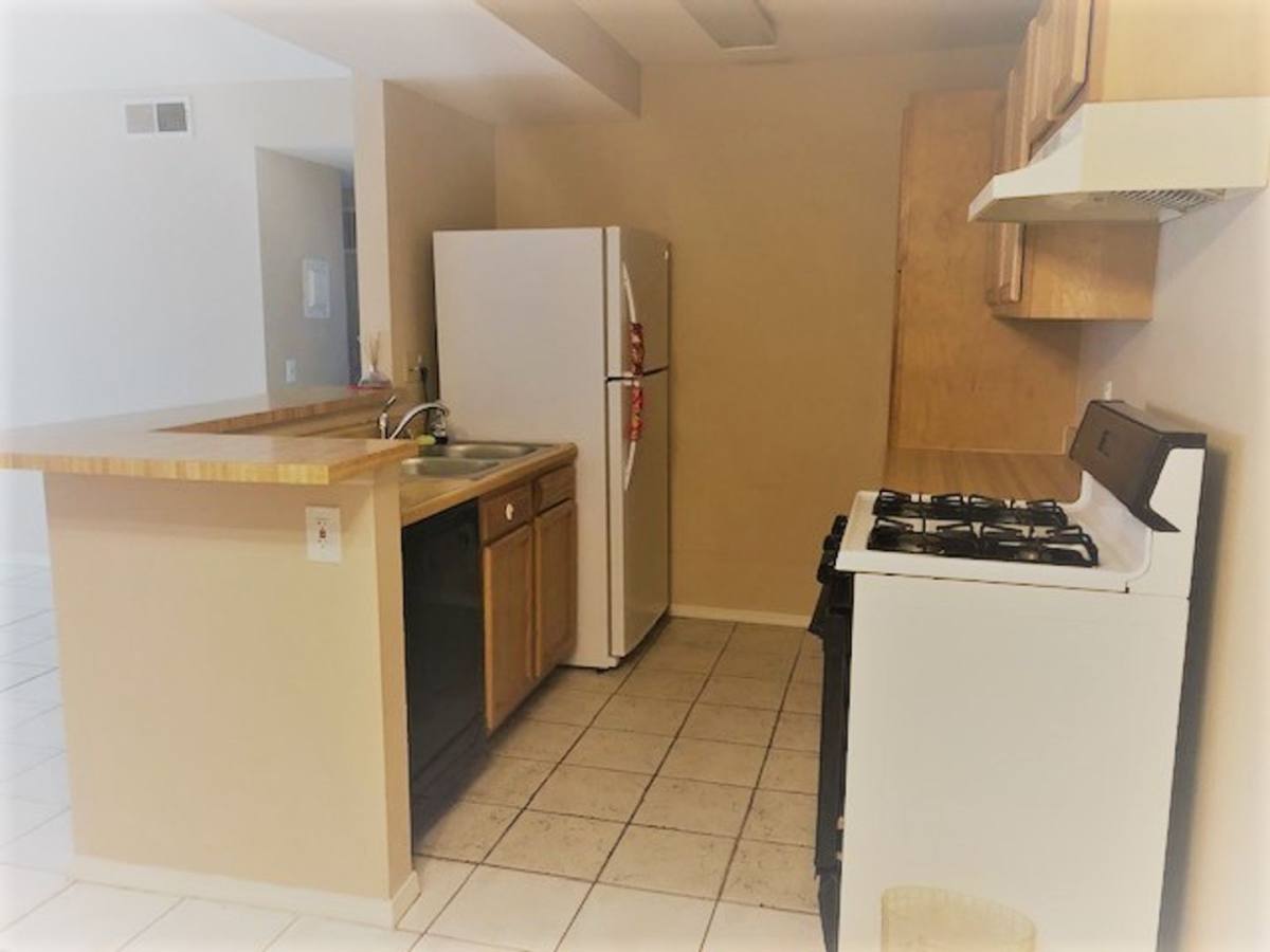 House for rent at 26200 Redlands Blvd, Redlands, CA 92373
