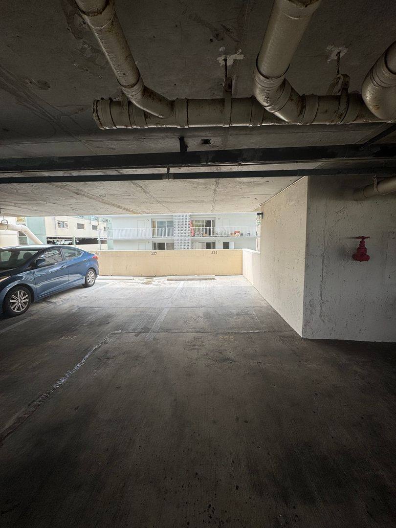 House for rent at 2281 Ala Wai Blvd, Honolulu, HI 96815