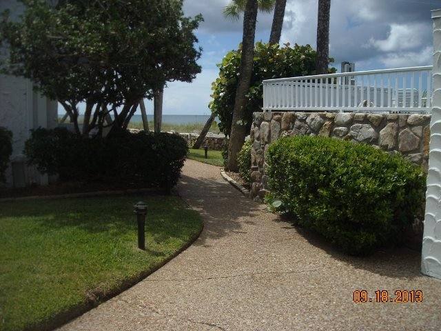Condo for rent at 902 Gibbs Rd, Venice, FL 34285