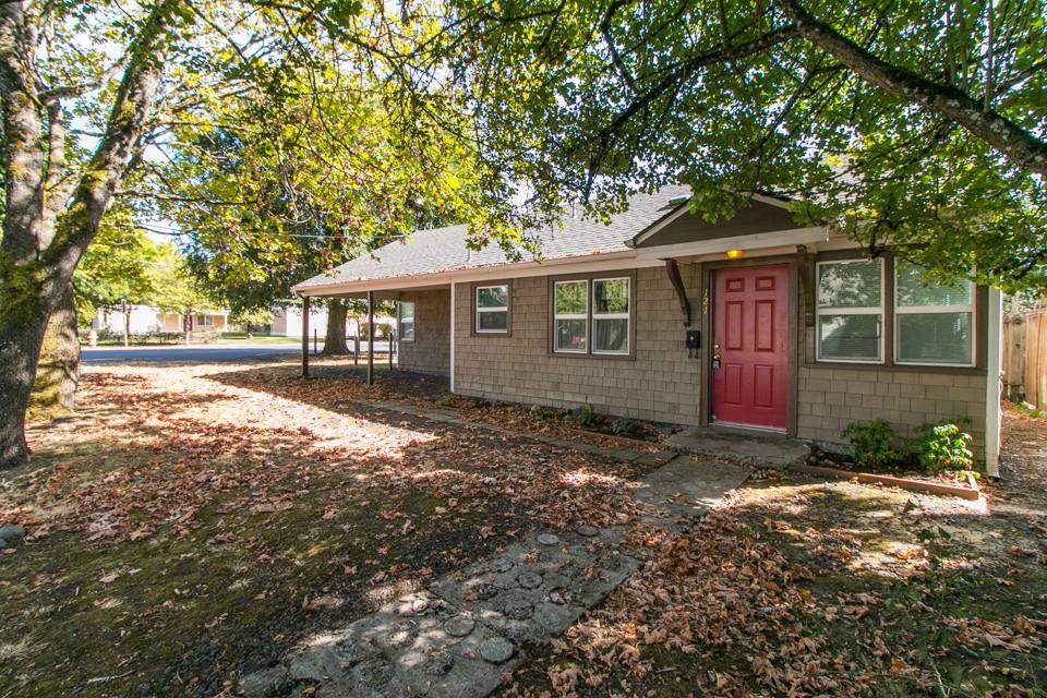 Apartment for rent at 121 W D St, Springfield, OR 97477