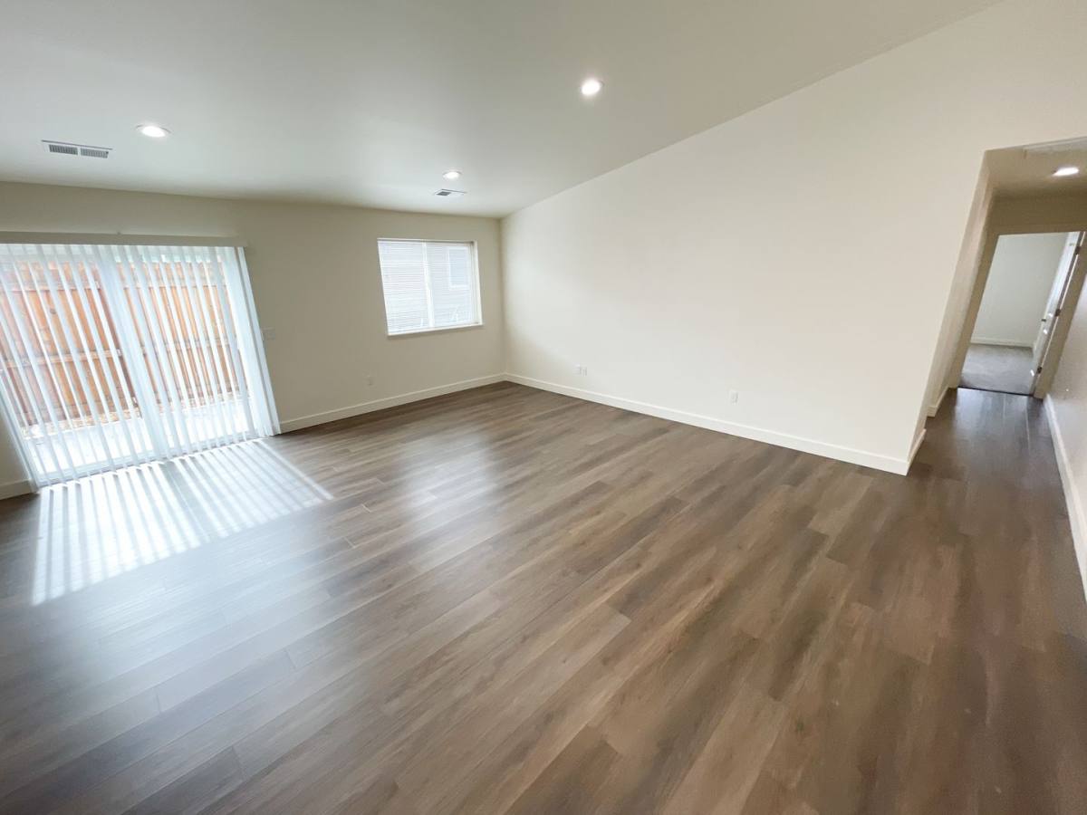 Apartment for rent at 4256-4254 Wyoming St, Klamath Falls, OR 97603