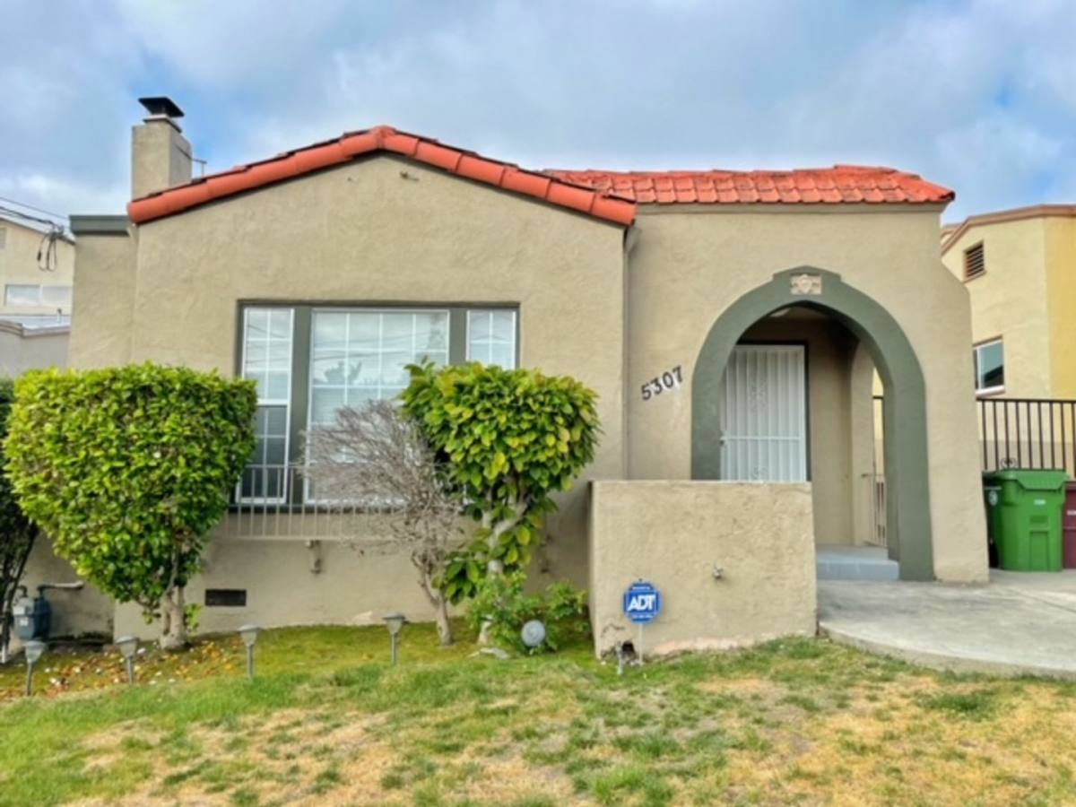 House for rent at 5307 Hillen Dr, Oakland, CA 94619