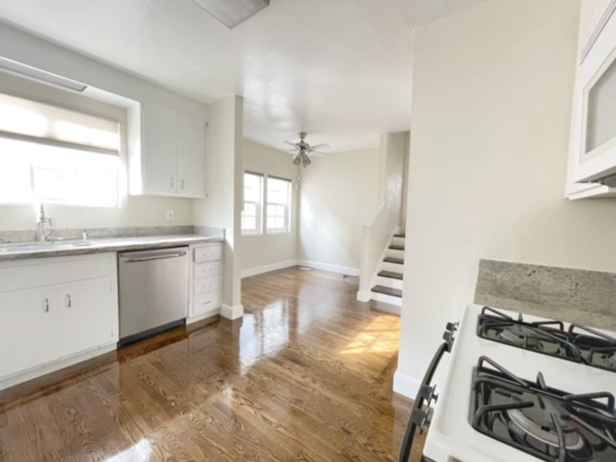 House for rent at 5307 Hillen Dr, Oakland, CA 94619