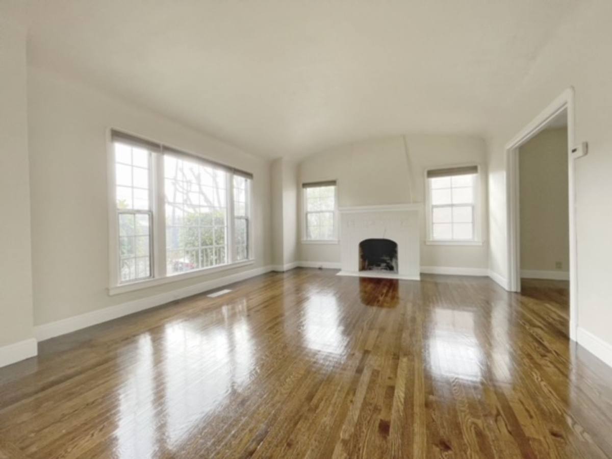 House for rent at 5307 Hillen Dr, Oakland, CA 94619