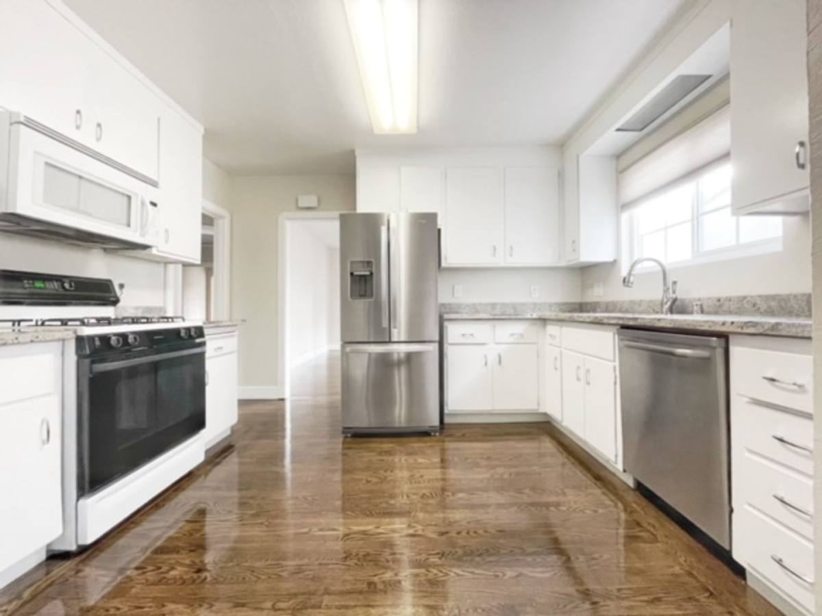 House for rent at 5307 Hillen Dr, Oakland, CA 94619