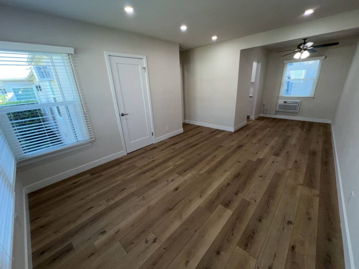 Apartment for rent at 325-331 E Elmwood Ave, Burbank, CA 91505