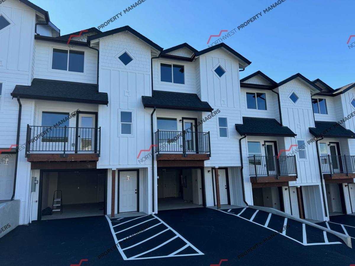 Apartment for rent at 120 Kennicott Rd, Chehalis, WA 98532