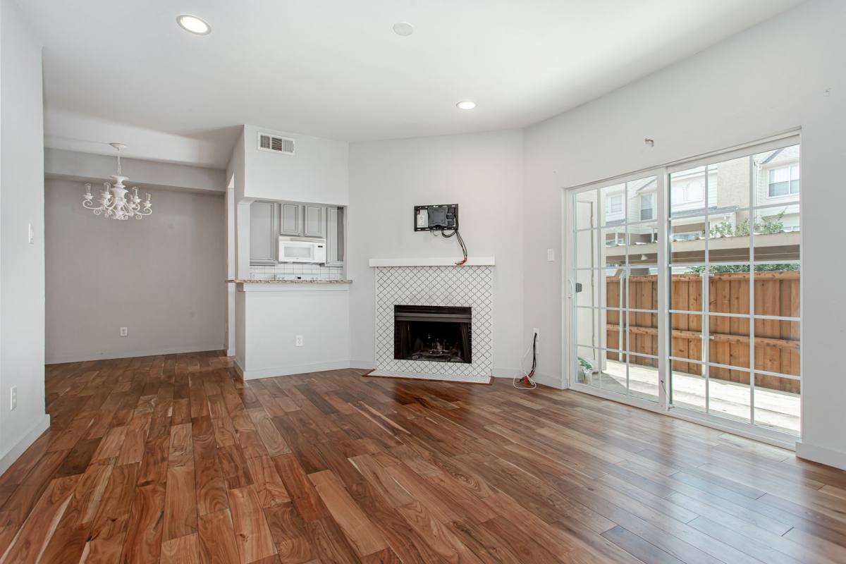 Condo for rent at 6210 Oram St, Dallas, TX 75214