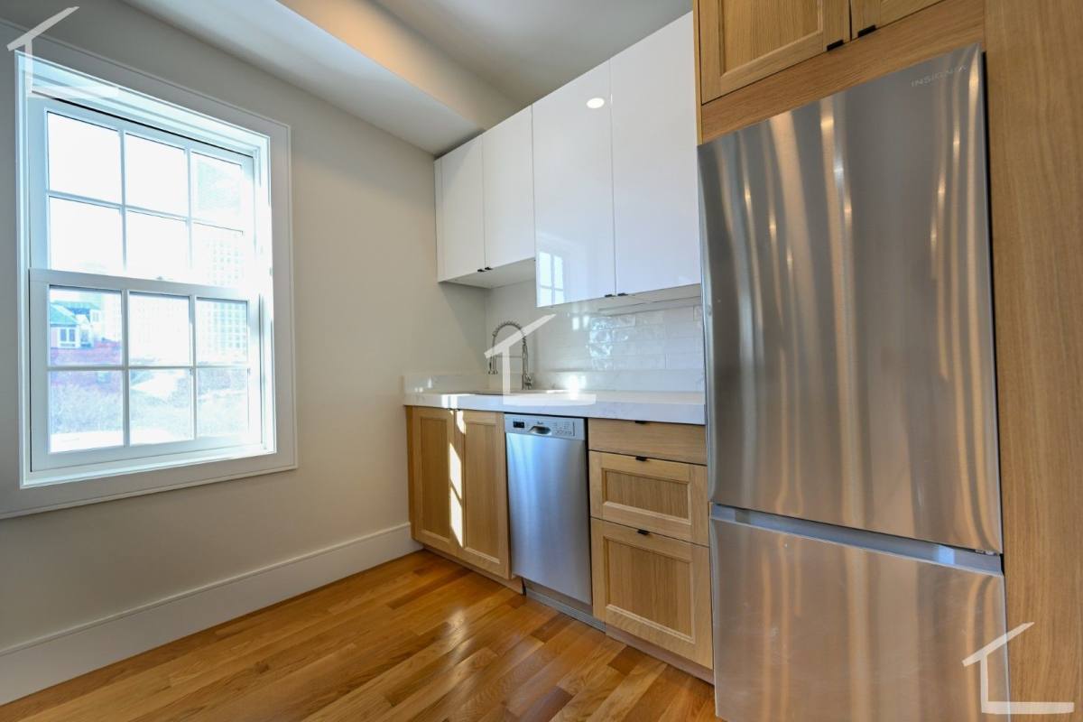 Apartment for rent at 20 Winchester St #9, Boston, MA 02116