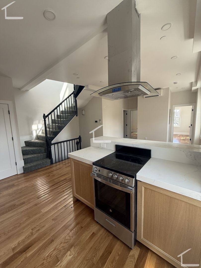 Apartment for rent at 20 Winchester St #9, Boston, MA 02116