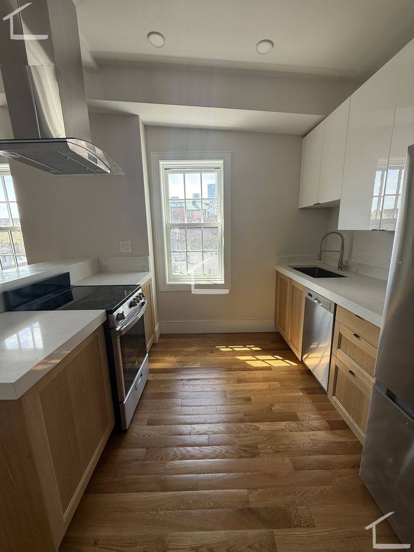 Apartment for rent at 20 Winchester St #9, Boston, MA 02116