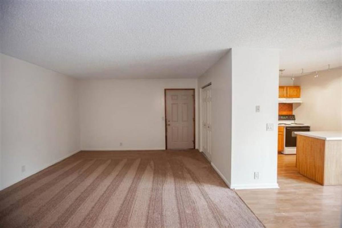 Apartment for rent at 701 Dondee Dr, Manhattan, KS 66502