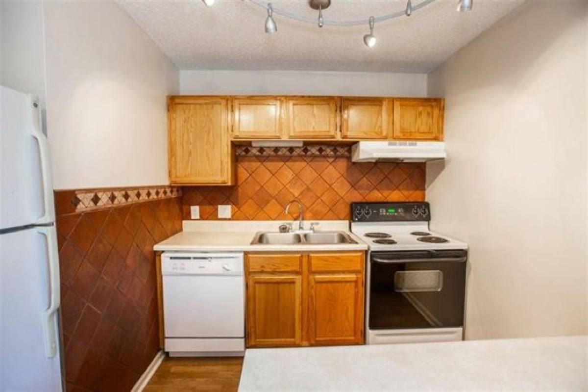 Apartment for rent at 701 Dondee Dr, Manhattan, KS 66502
