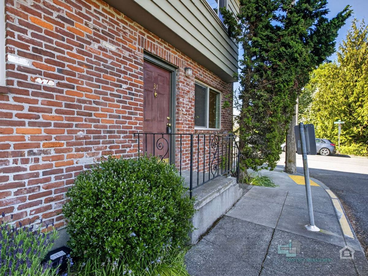Condo for rent at 908 SW Gaines St #31, Portland, OR 97239