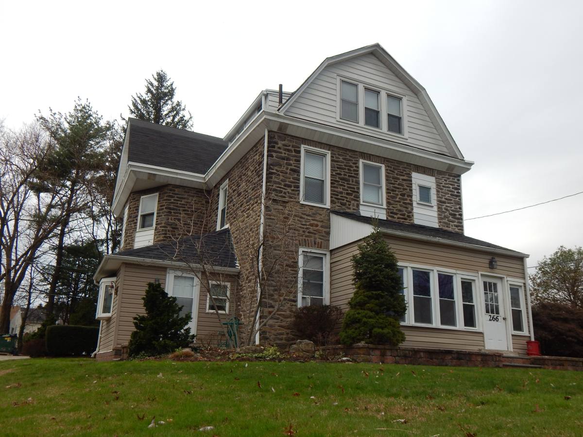 Apartment for rent at 266 Shelmire St #5, Jenkintown, PA 19046