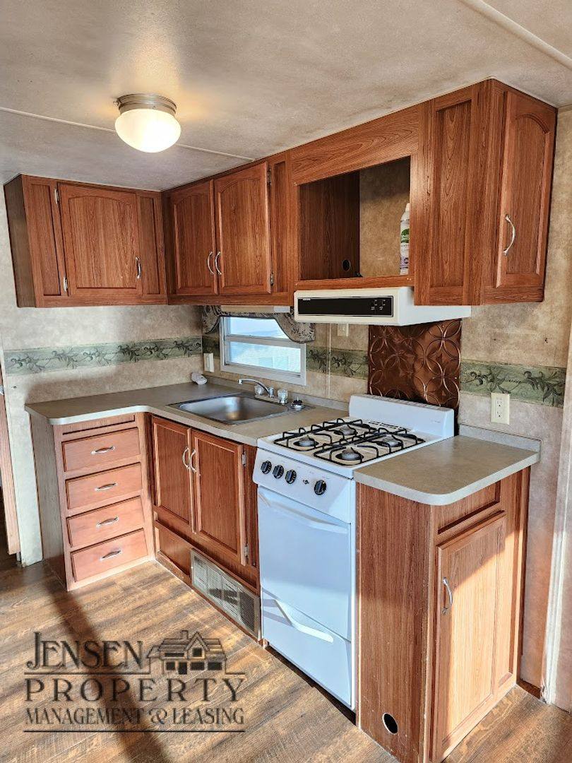 House for rent at 100 Lava Rd, Hurricane, UT 84737