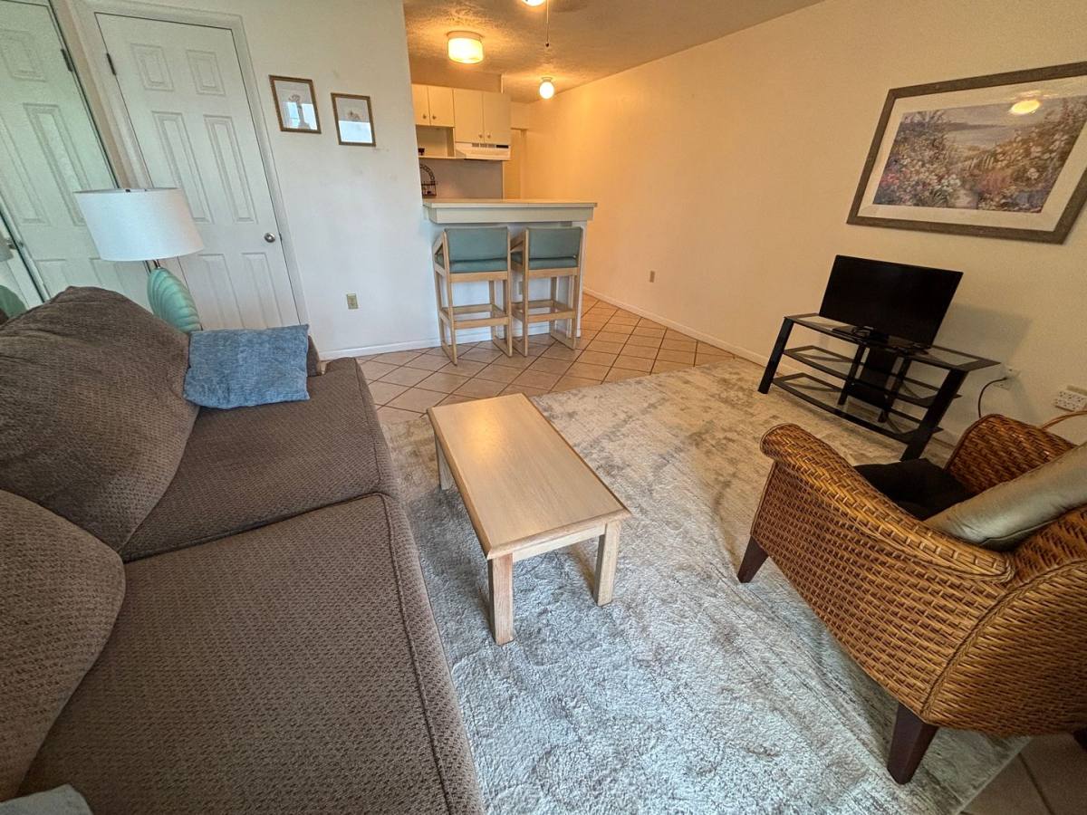 Apartment for rent at 5505 Sun Harbor Rd, Panama City, FL 32401