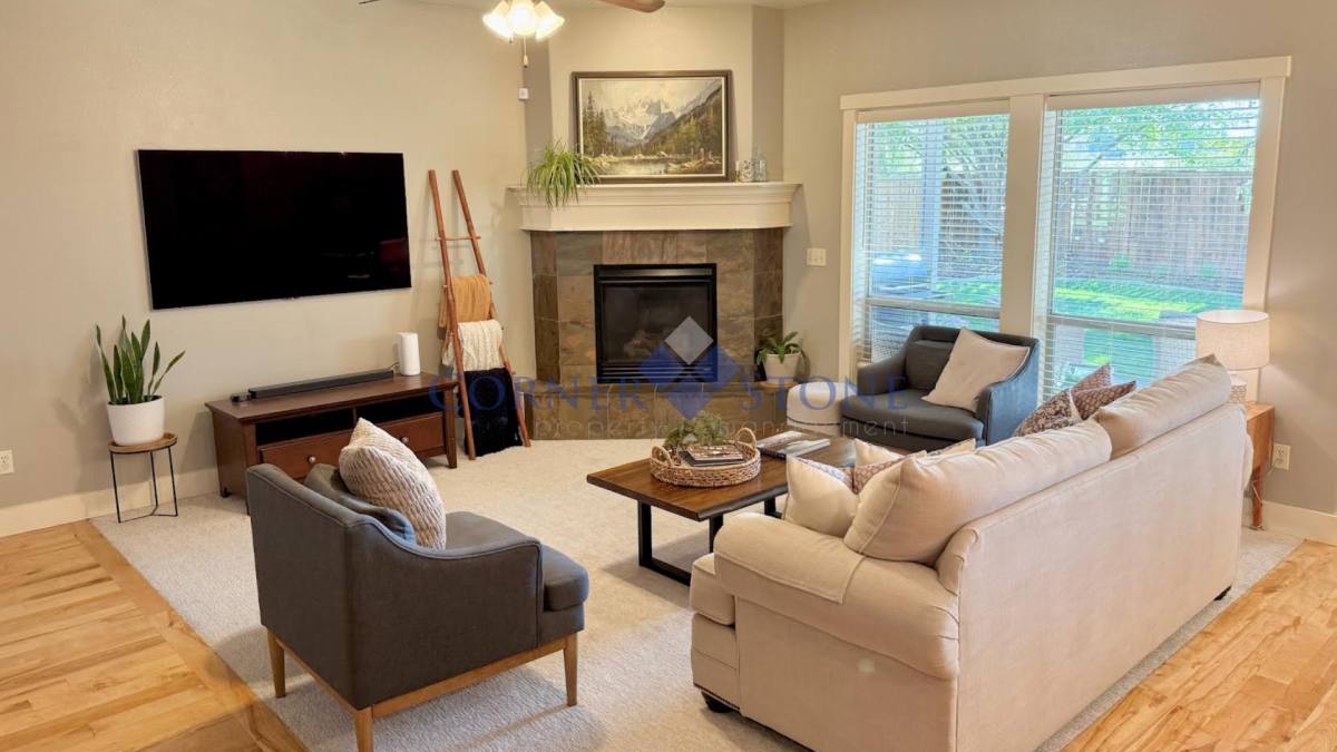 House for rent at 708 S Woodhaven Ave, Meridian, ID 83642